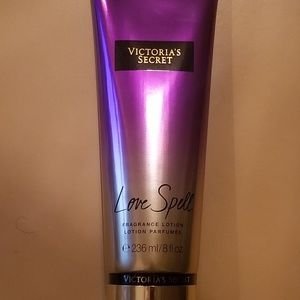 Victoria Secret Love Spell Lotion